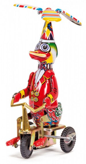 ΜΕΤΑΛΛΙΚΗ ΡΕΤΡΟ ΠΑΠΙΑ ΣΕ ΠΟΔΗΛΑΤΟ