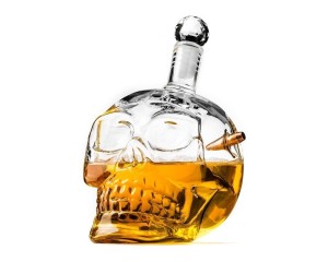 ΓΥΑΛΙΝΗ ΚΑΡΑΦΑ ΝΕΚΡΟΚΕΦΑΛΗ ΜΕ ΣΦΑΙΡΑ 700ml